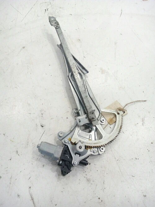 Ел.машинка стъкло за Субару Аутбек (предна лява),стъклоповдигач