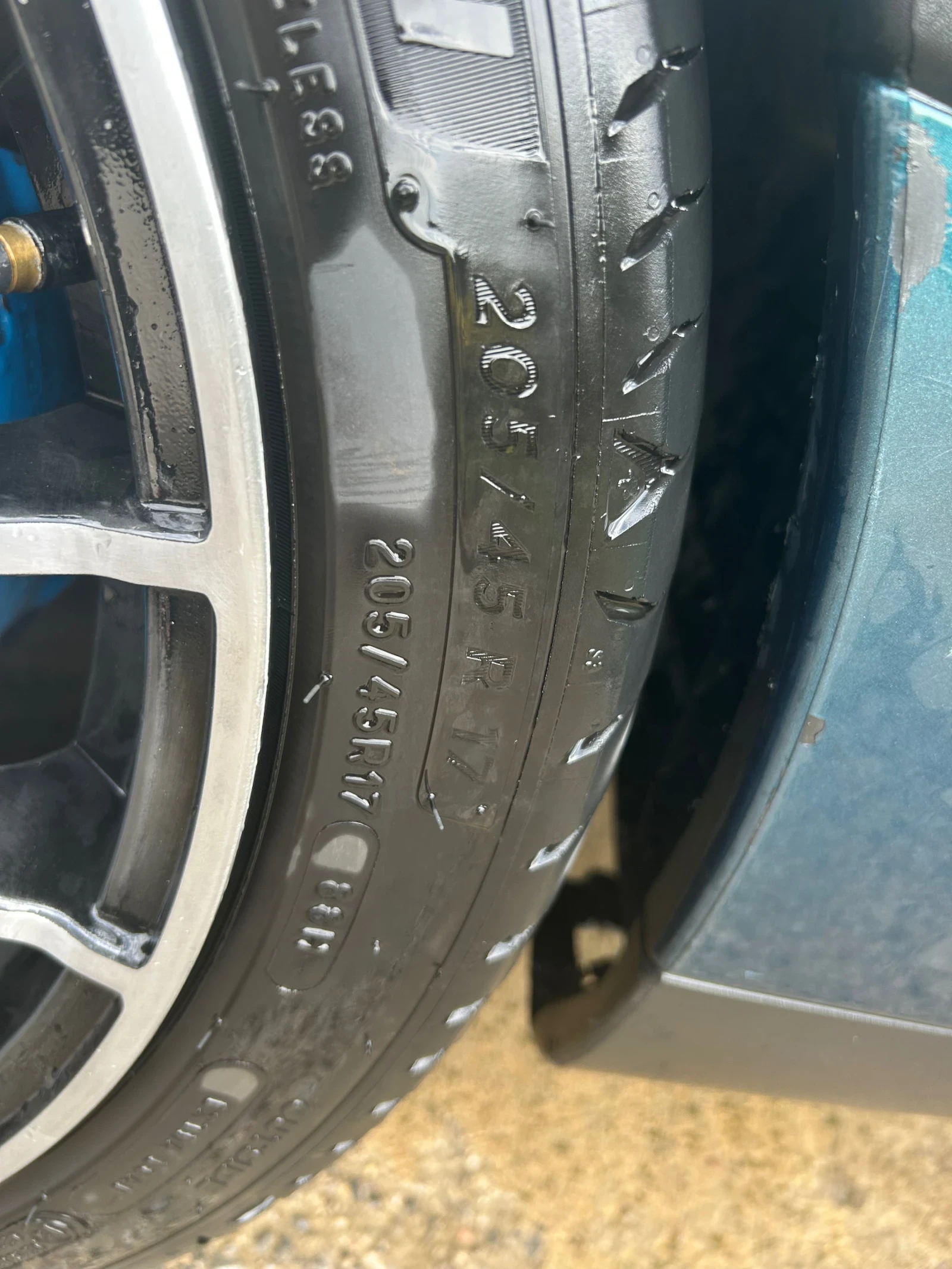 Гуми с джанти Michelin 205/45R17, снимка 6 - Гуми и джанти - 55778600