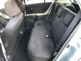 Toyota Yaris 1.0i, снимка 9