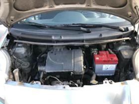 Toyota Yaris 1.0i, снимка 13
