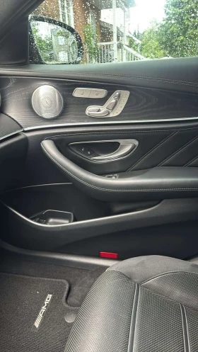 Mercedes-Benz E 63 AMG S  CARFAX, снимка 11