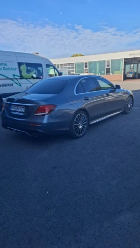 Mercedes-Benz E 220, снимка 10