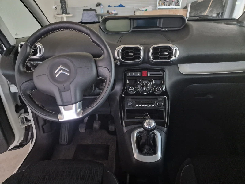 Citroen C3 Picasso 1.6 HDI, снимка 13 - Автомобили и джипове - 43394994