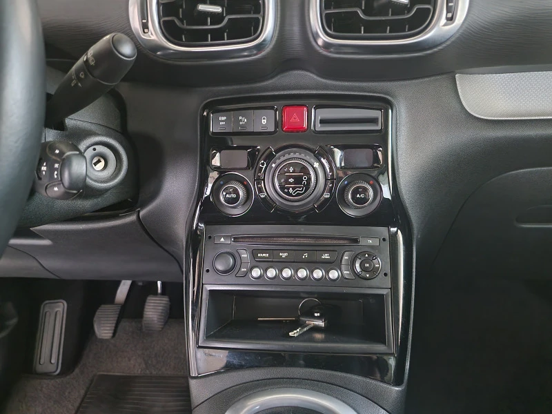 Citroen C3 Picasso 1.6 HDI, снимка 10 - Автомобили и джипове - 43394994