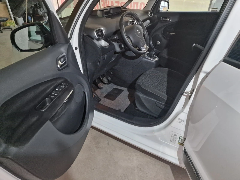 Citroen C3 Picasso 1.6 HDI, снимка 6 - Автомобили и джипове - 43394994