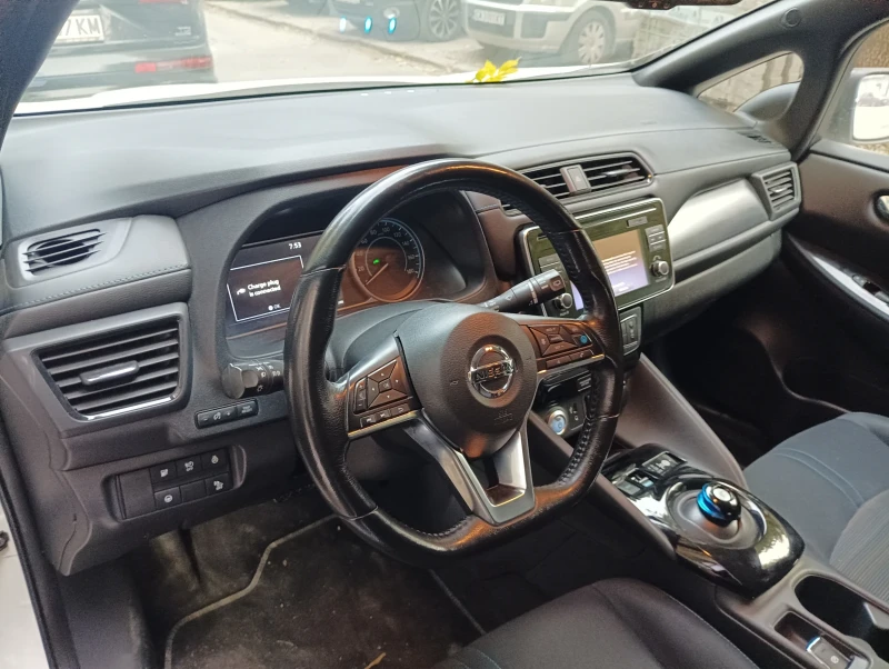 Nissan Leaf  N-connecta , снимка 9 - Автомобили и джипове - 47793515