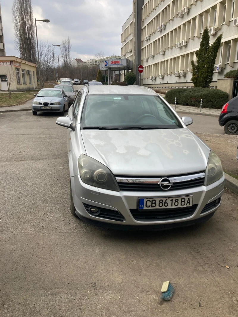 Opel Astra 1.7 CTDI, снимка 1 - Автомобили и джипове - 48368790