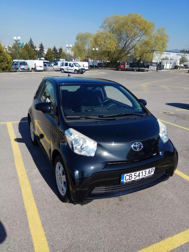 Toyota IQ, снимка 1 - Автомобили и джипове - 48401613