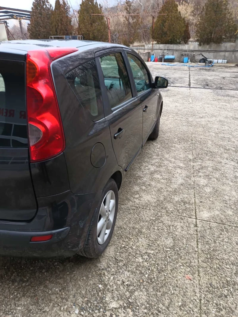 Nissan Note 1.4i, снимка 3 - Автомобили и джипове - 48431612