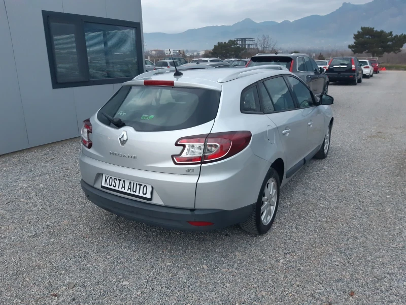 Renault Megane КАТО НОВ, снимка 5 - Автомобили и джипове - 48442669