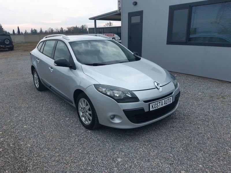 Renault Megane КАТО НОВ, снимка 3 - Автомобили и джипове - 48442669