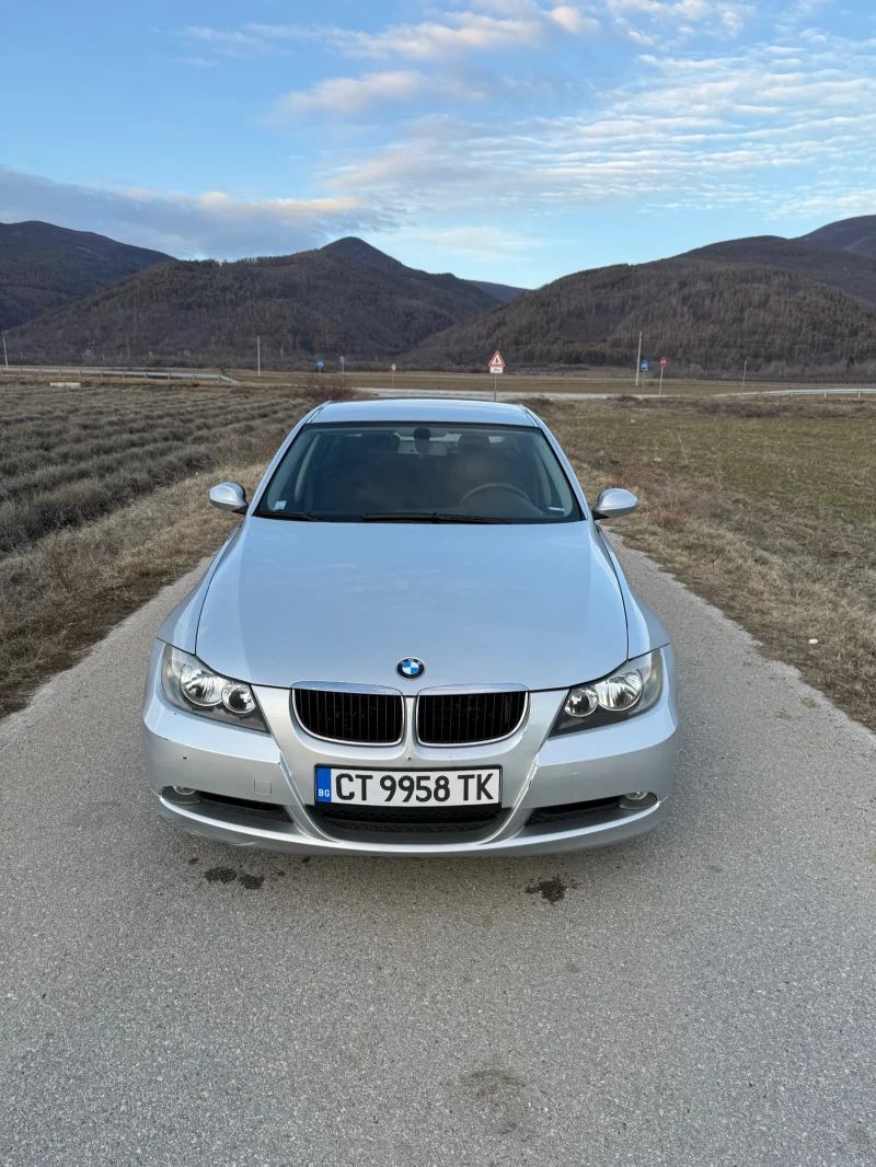 BMW 318, снимка 1 - Автомобили и джипове - 48801572