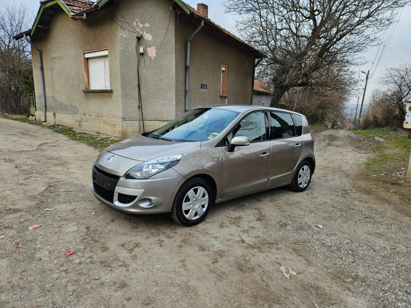 Renault Scenic 1.5 dCI , снимка 4 - Автомобили и джипове - 48960146