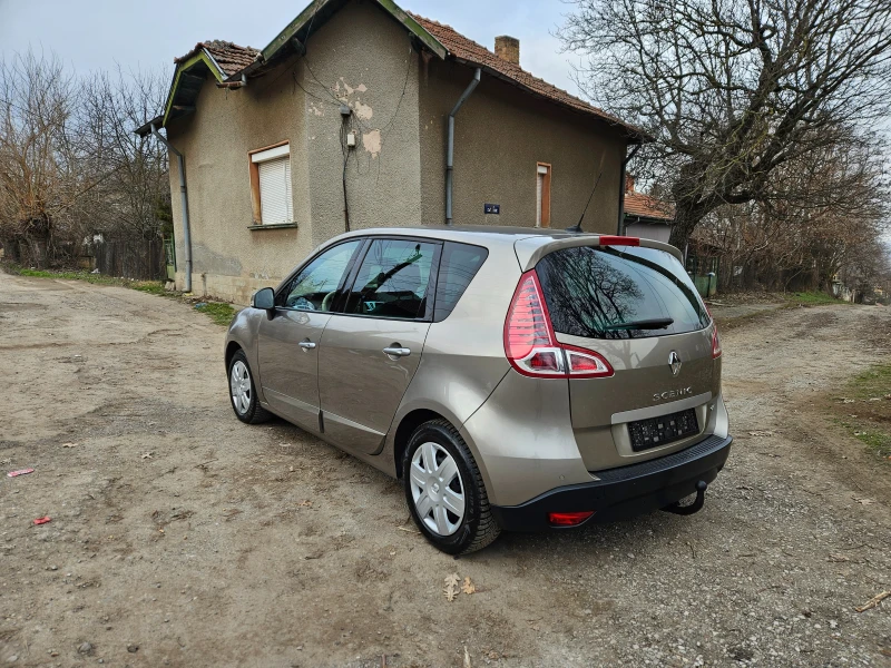 Renault Scenic 1.5 dCI , снимка 6 - Автомобили и джипове - 48960146