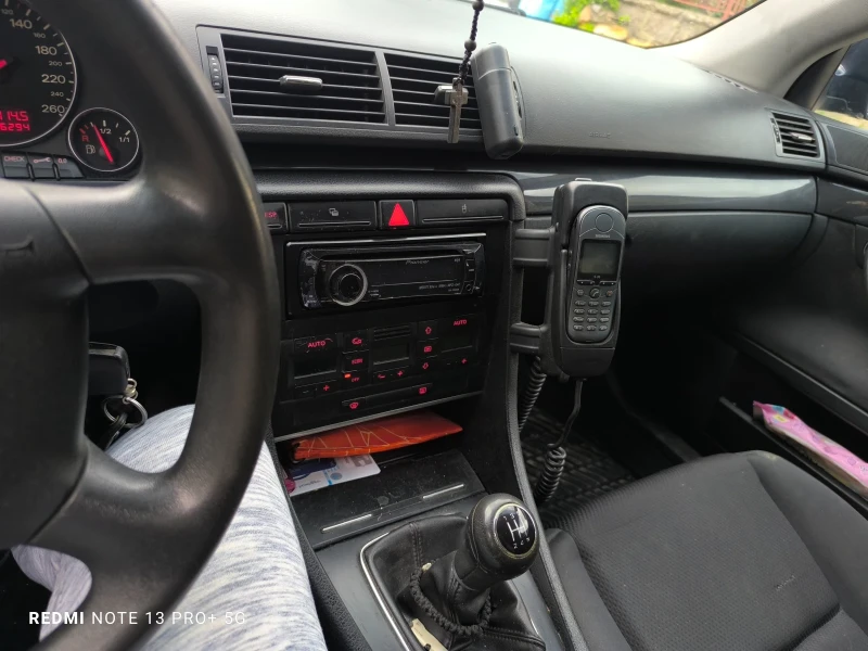 Audi A4 Ауди А4 1.8т Газ, снимка 8 - Автомобили и джипове - 52543005