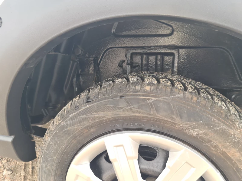 Fiat Strada 1.3 jtd, снимка 8 - Автомобили и джипове - 50237789