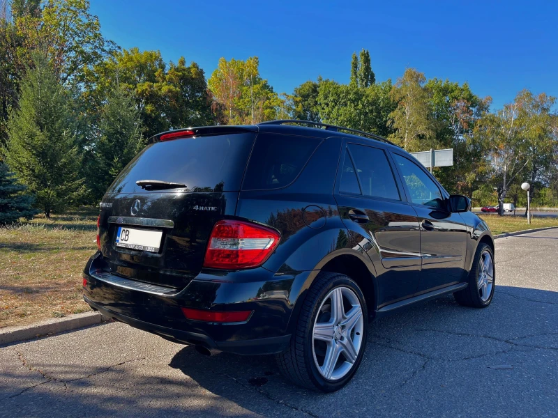 Mercedes-Benz ML 350 4MATIC | РЕАЛНИ КМ | LED ФАРОВЕ | 21, снимка 2 - Автомобили и джипове - 52568185