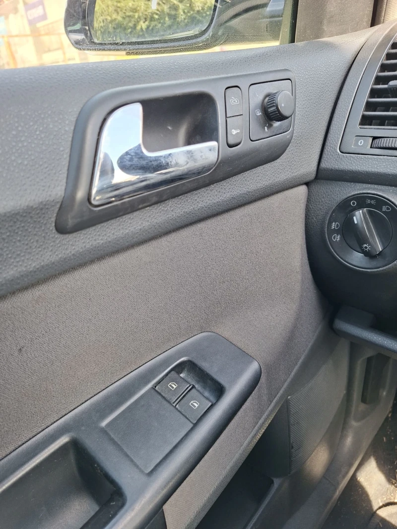 VW Polo, снимка 12 - Автомобили и джипове - 52131935