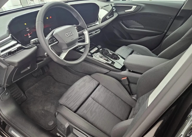 Audi A5 35TFSI, снимка 5 - Автомобили и джипове - 52552326