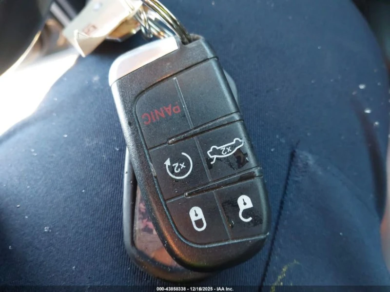 Dodge Charger 5.7L V-8 370HP Rear Wheel Drive, снимка 3 - Автомобили и джипове - 53214921