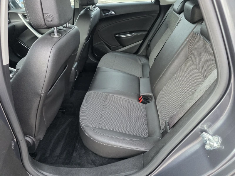 Opel Astra 1.6i 115k 140000km., снимка 12 - Автомобили и джипове - 53372408