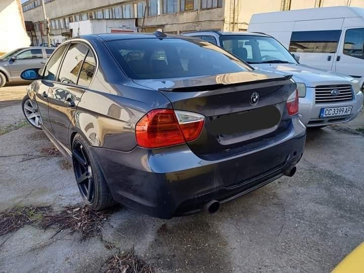 BMW 330, снимка 9 - Автомобили и джипове - 45035428
