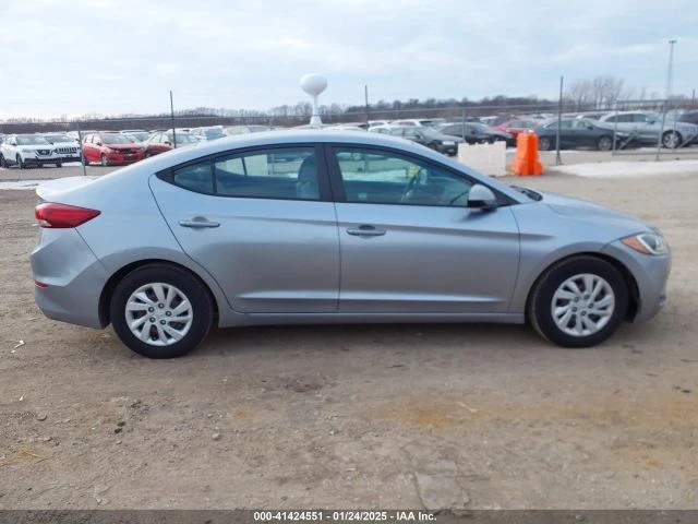 Hyundai Elantra * SE* CARFAX* АВТОФИНАНСИРАНЕ* , снимка 5 - Автомобили и джипове - 49451635