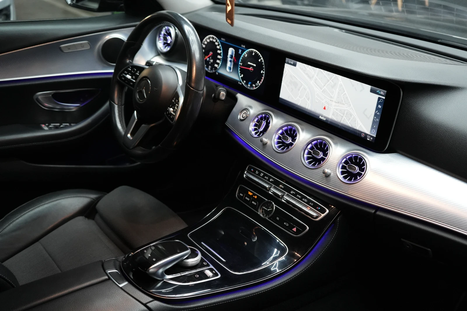 Mercedes-Benz E 220 E220/DIGITAL/LIZING/2019 - изображение 7