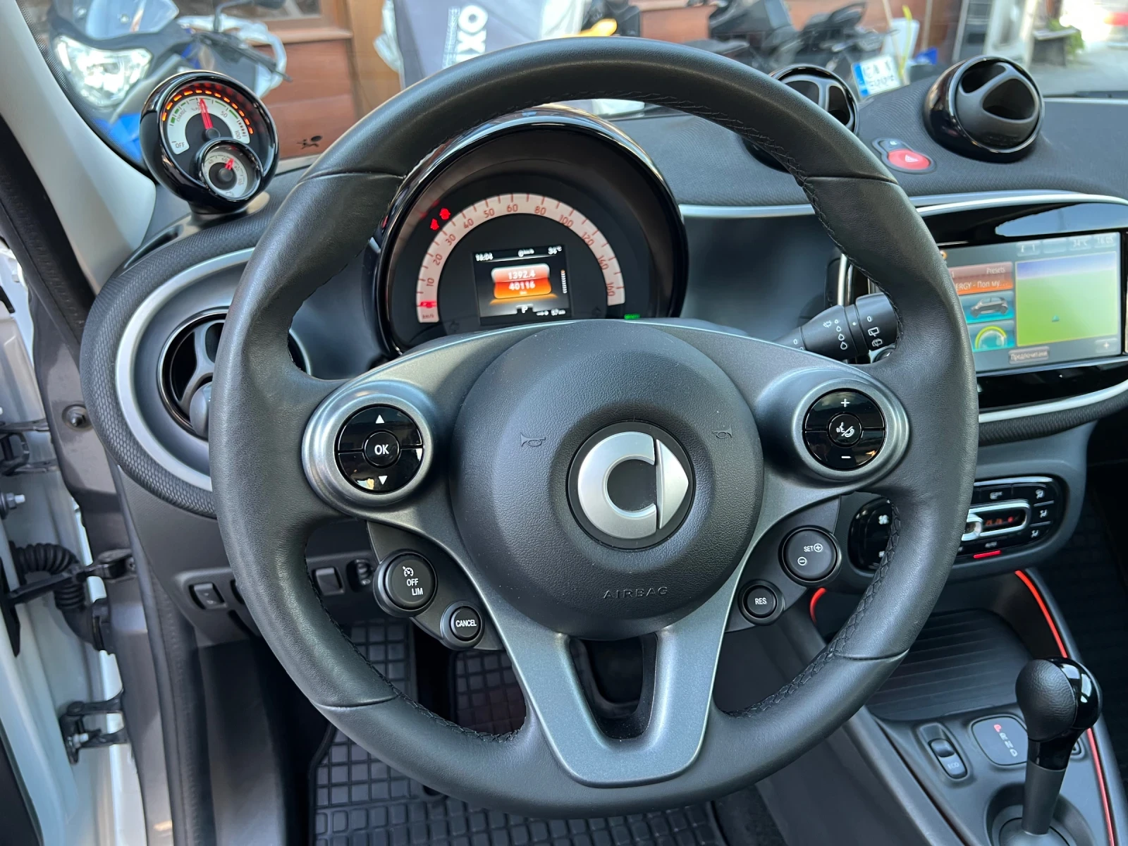 Smart Forfour EQ JBL LED Панорама Навигация Facelift  - изображение 9