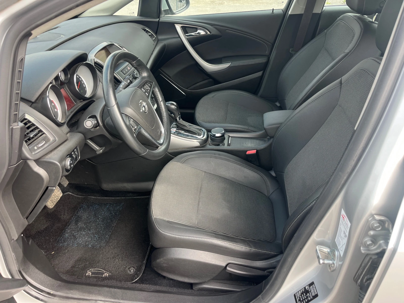 Opel Astra 1.6 AVTOMAT  - изображение 9