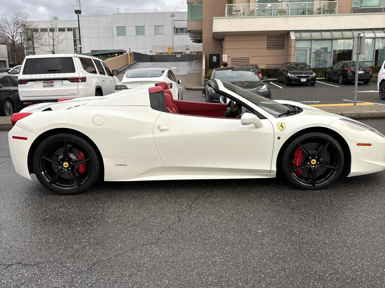 Ferrari 458 Italia CARFAX* АВТОФИНАНСИРАНЕ БЕЗ ПЪРВОНАЧАЛНА ВНОСКА - изображение 3