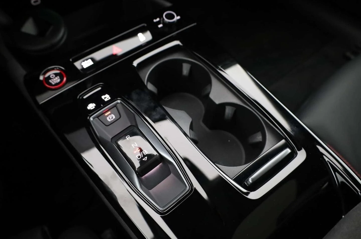 Audi S6 E-TRON/SPORTBACK/EDITION ONE/B&O/PANO/360/HEAD UP/ | Mobile.bg � ����������� 13