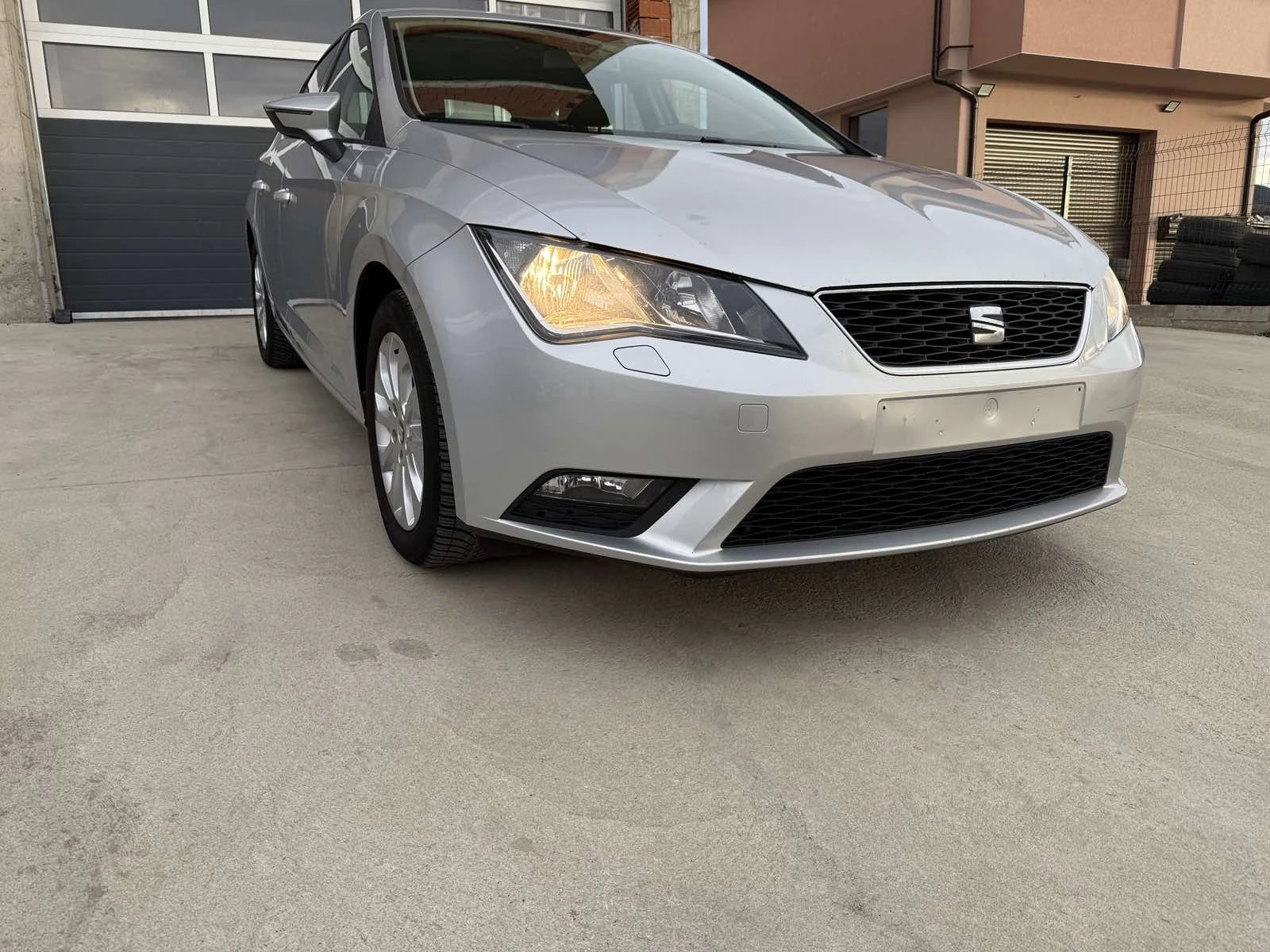 Seat Leon TGI Metan, снимка 8 - Автомобили и джипове - 53927414