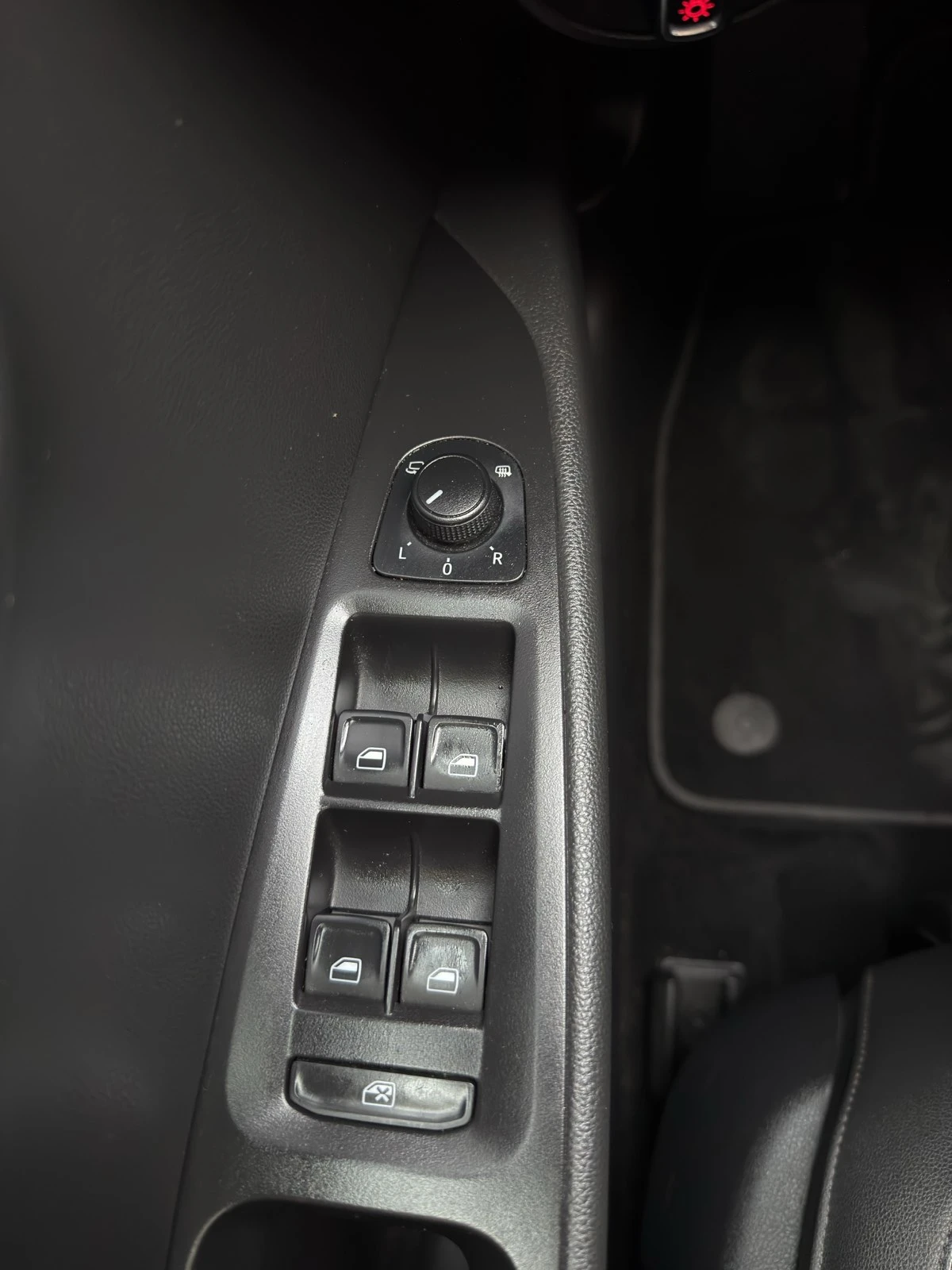 Seat Leon TGI Metan, снимка 7 - Автомобили и джипове - 53927414