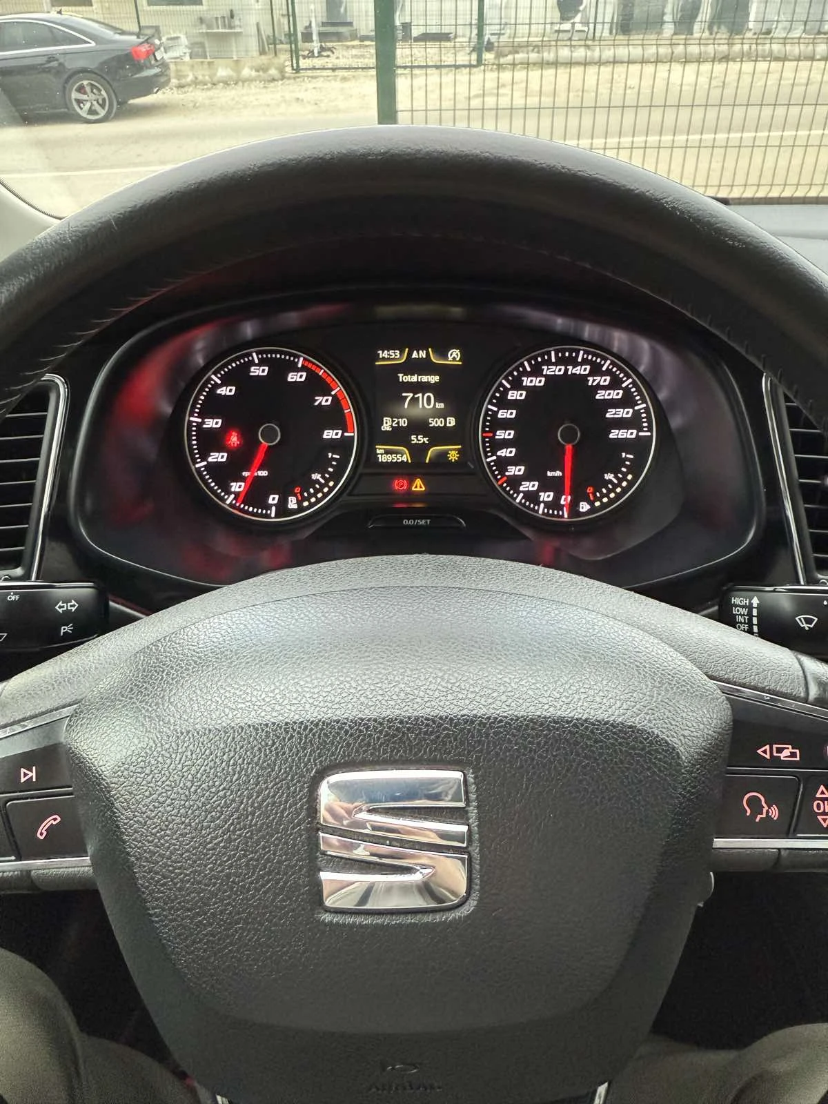 Seat Leon TGI Metan, снимка 6 - Автомобили и джипове - 53927414