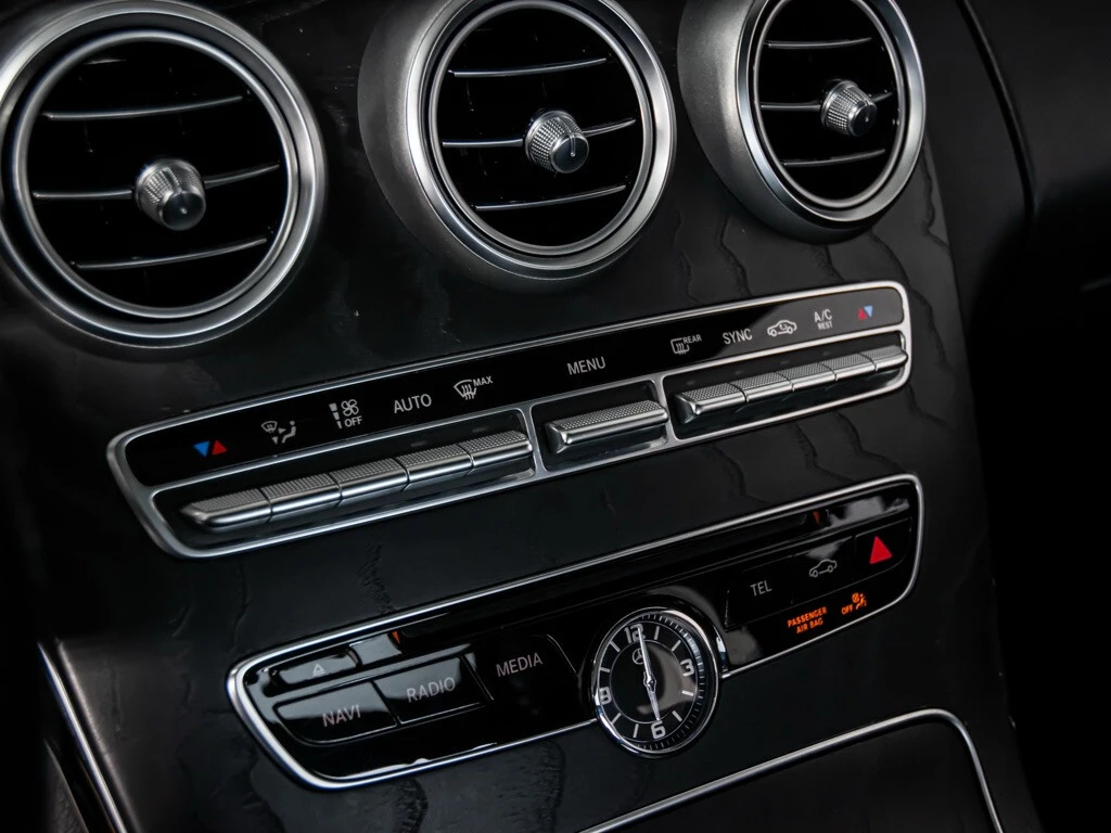 Mercedes-Benz C 43 AMG  | PREMIUM PACK | Burmester | Цена до България | , снимка 14 - Автомобили и джипове - 53949236