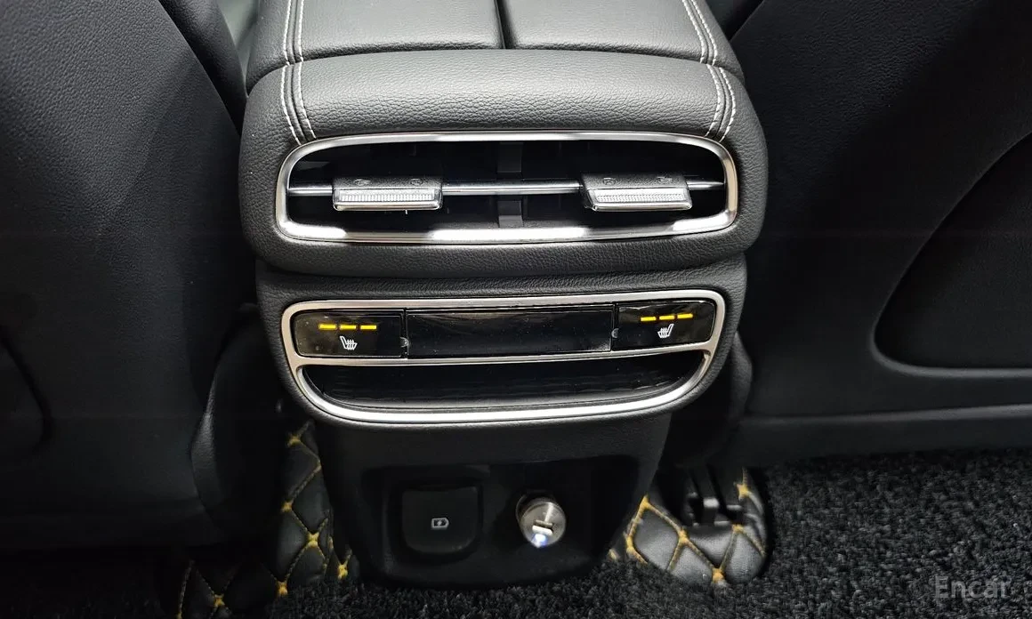 Genesis GV80 КОЖА* AWD* ШИБЕДАХ, снимка 13 - Автомобили и джипове - 54848805