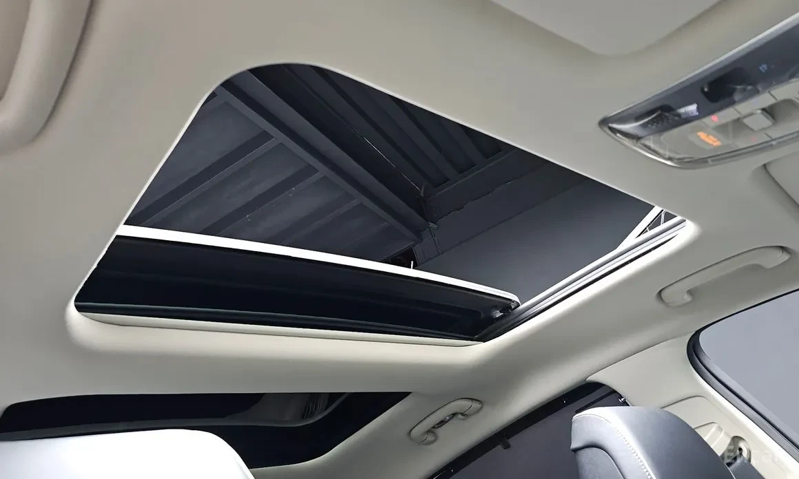 Genesis GV80 КОЖА* AWD* ШИБЕДАХ, снимка 14 - Автомобили и джипове - 54848805