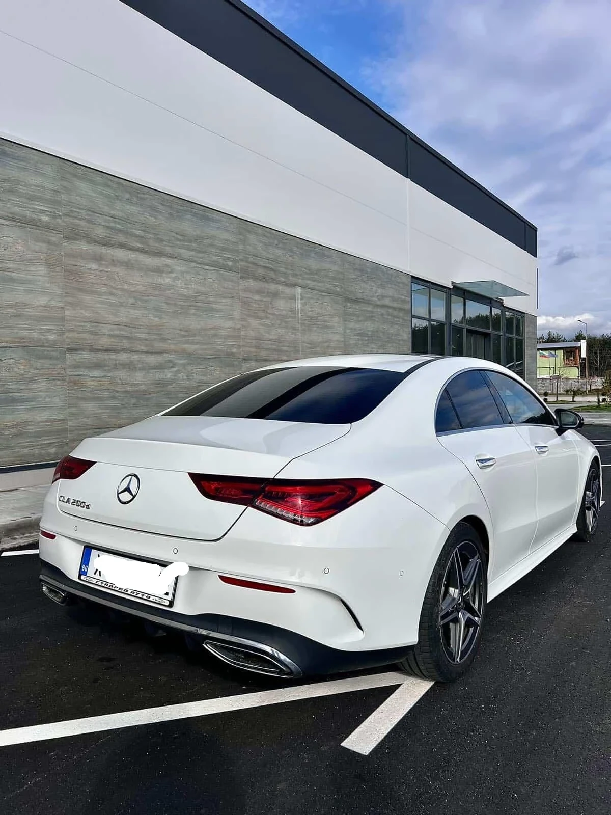 Mercedes-Benz CLA 200, снимка 10 - Автомобили и джипове - 54880068