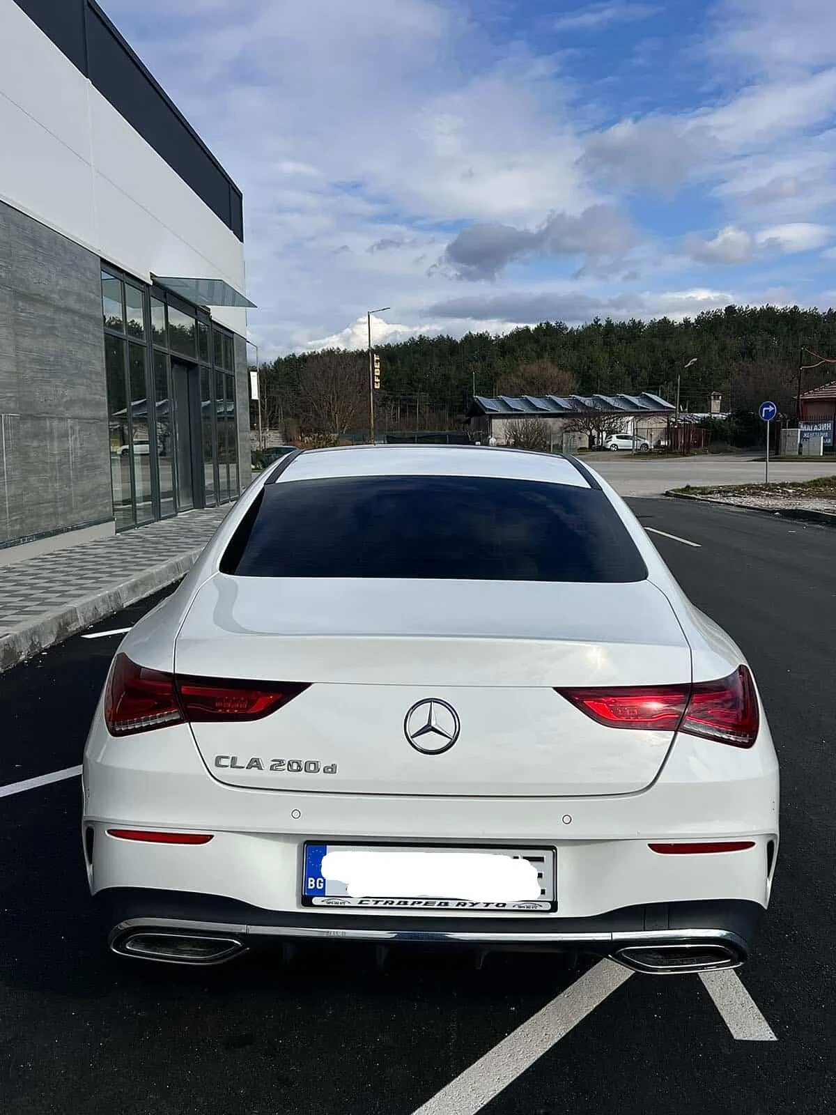 Mercedes-Benz CLA 200, снимка 8 - Автомобили и джипове - 54880068