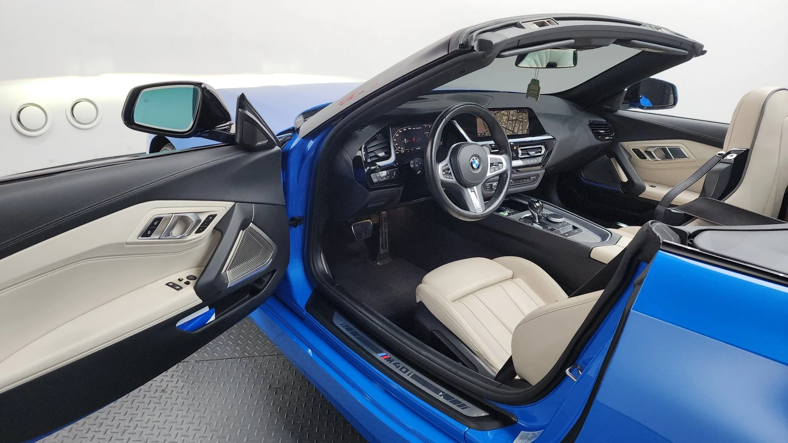 BMW Z4 M40i* BLIND SPOT* HUD* ПОДГРЕВ ВОЛАН* КРАЙНА ЦЕНА, снимка 10 - Автомобили и джипове - 55387646