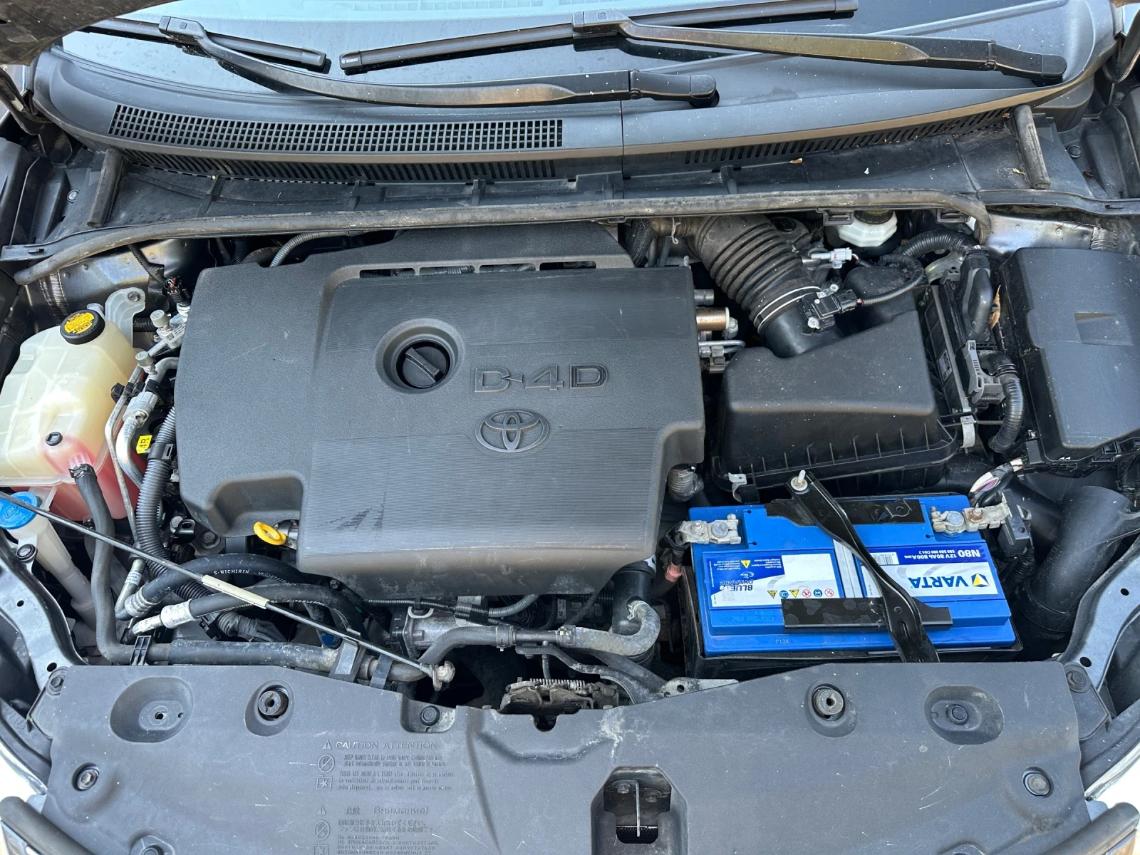 Toyota Avensis 2.2 d4d 150кс, снимка 13 - Автомобили и джипове - 55747881