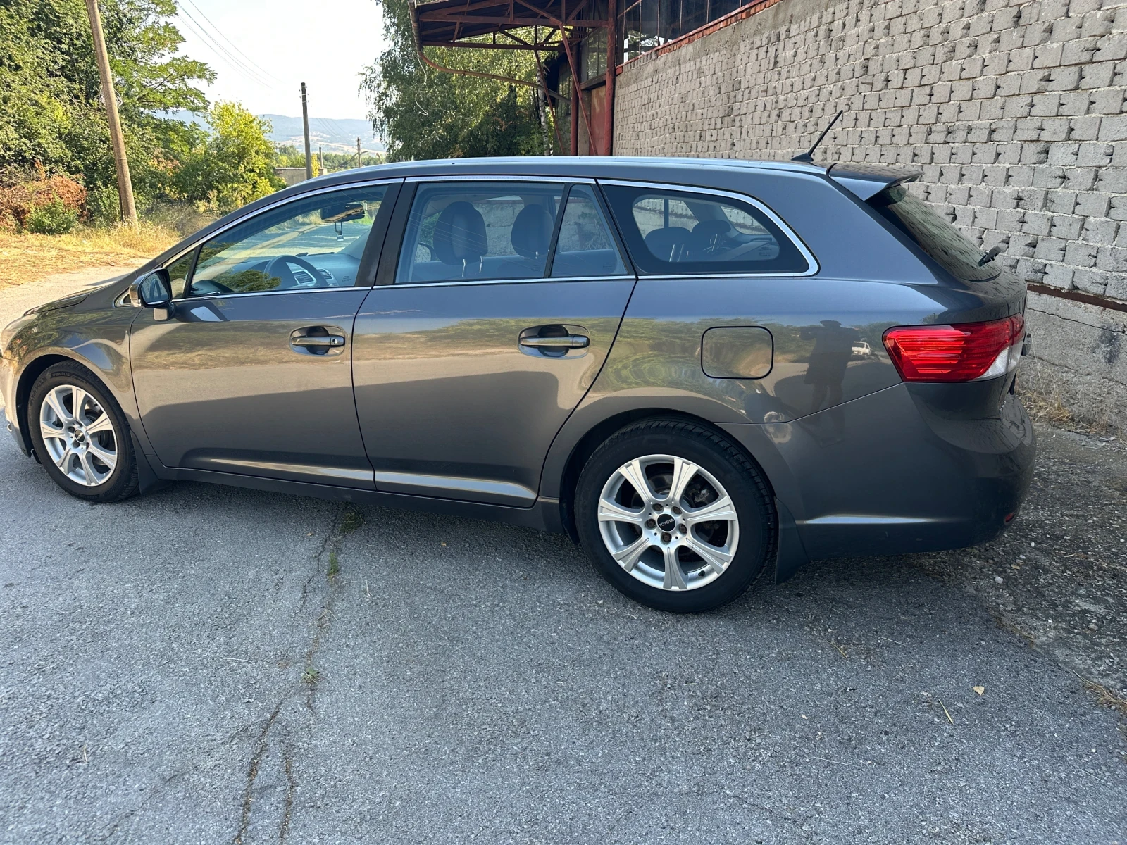 Toyota Avensis 2.2 d4d 150кс, снимка 4 - Автомобили и джипове - 55747881