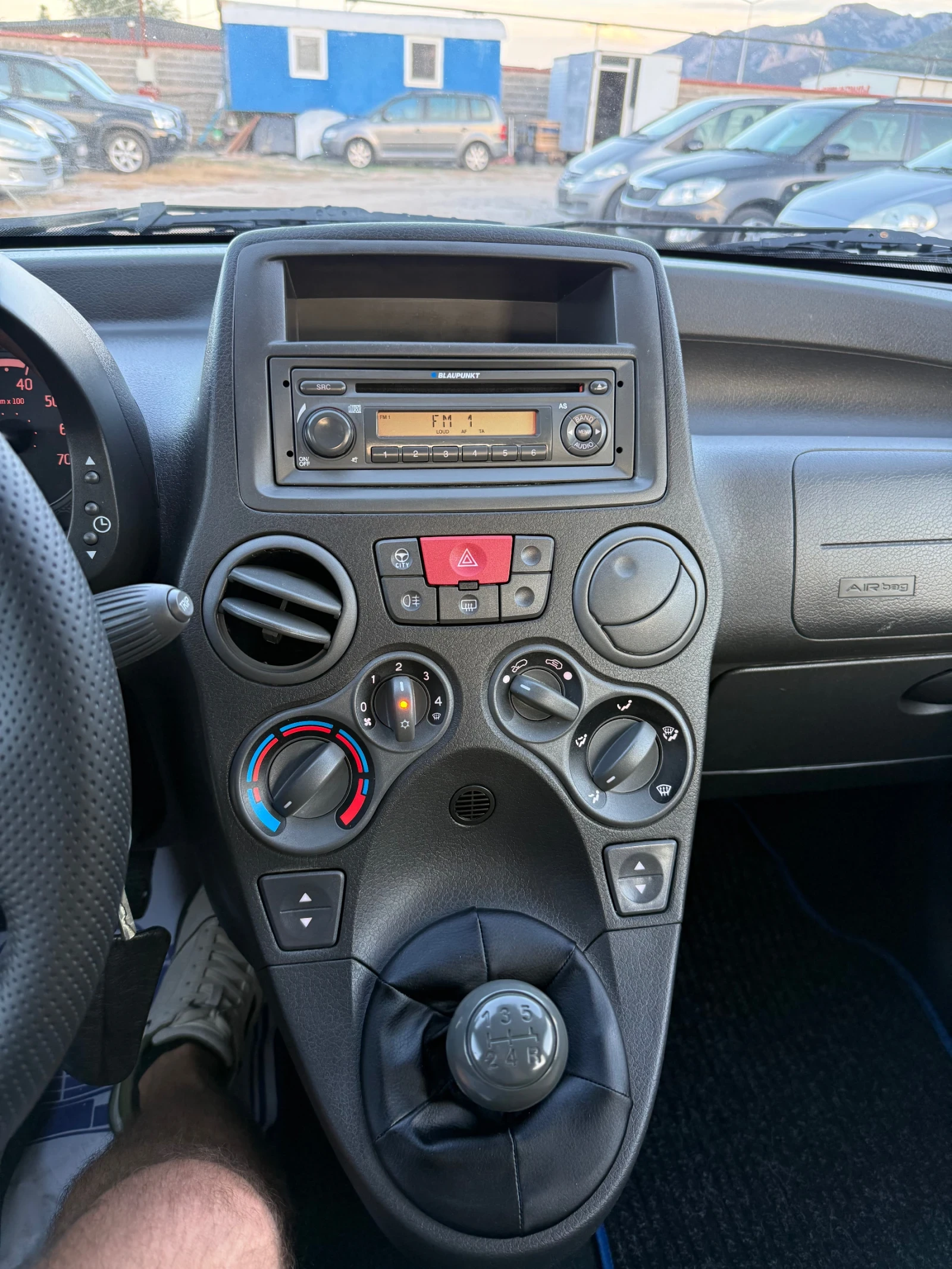 Fiat Panda 1.2 I 4x4 КЛИМА, снимка 16 - Автомобили и джипове - 55939512