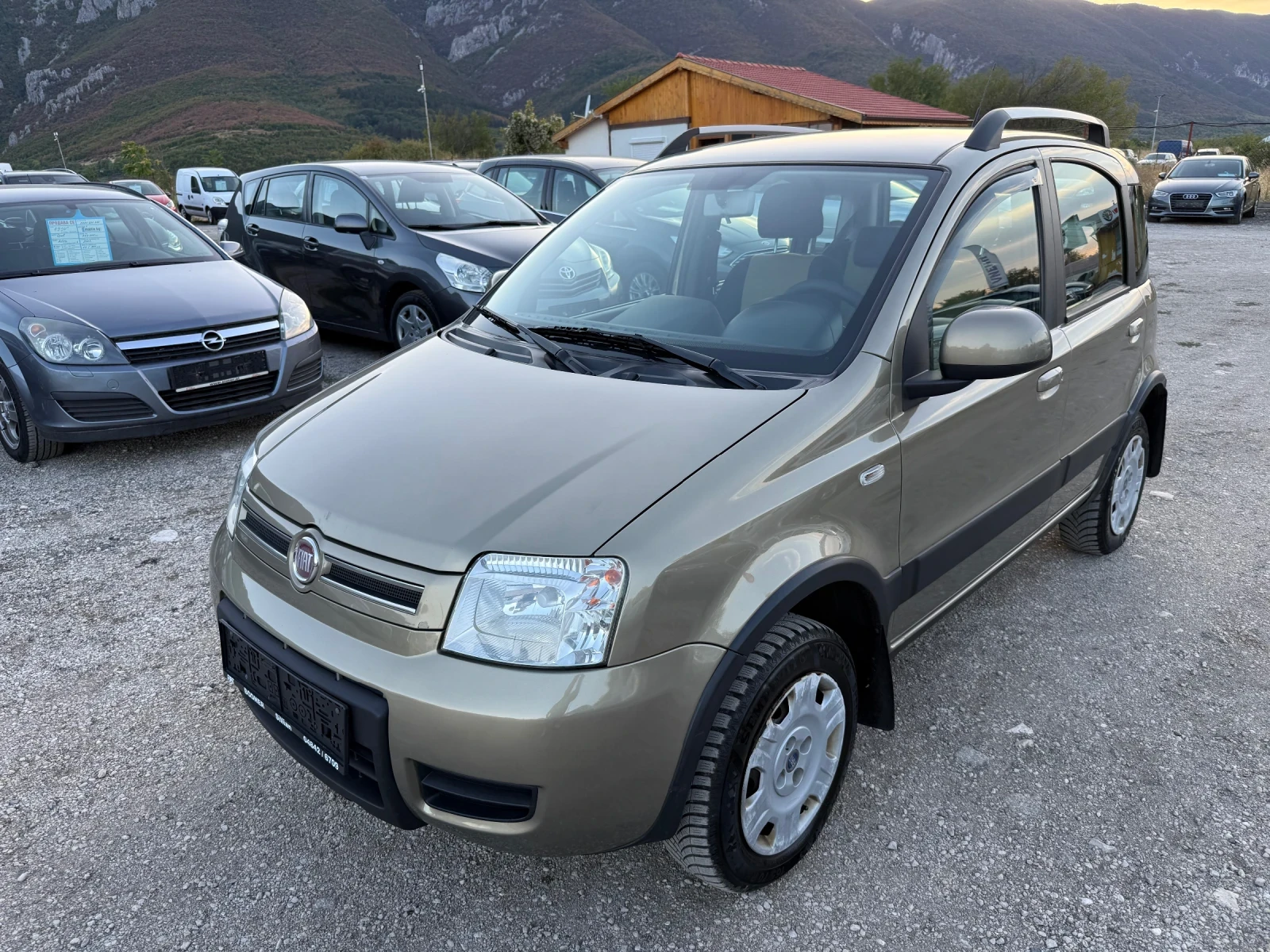 Fiat Panda 1.2 I 4x4 КЛИМА, снимка 2 - Автомобили и джипове - 55939512