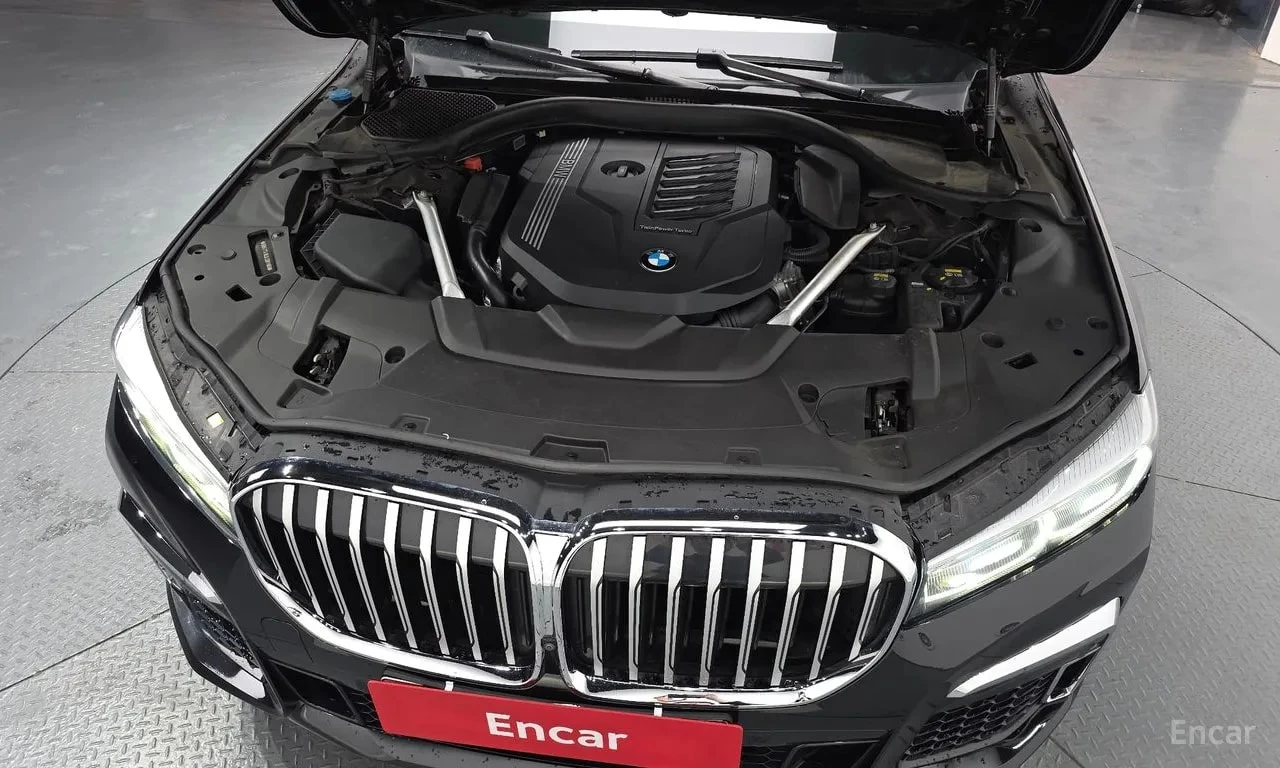 BMW 740 Li xDrive M Sport Package * АВТОКРЕДИТ * , снимка 6 - Автомобили и джипове - 56073506