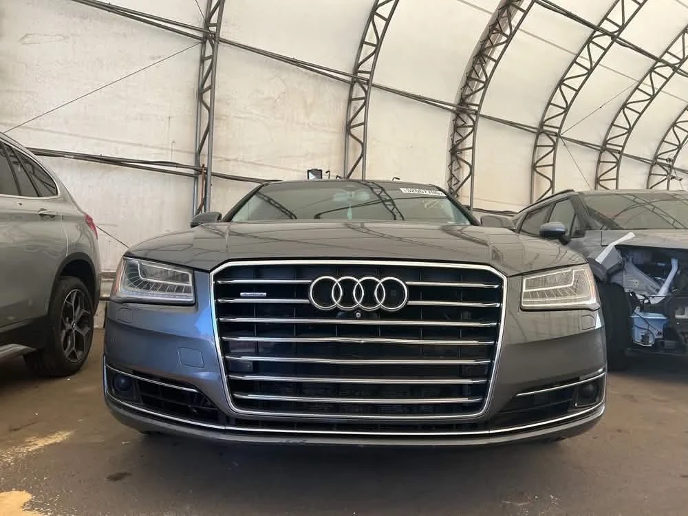 Audi A8, снимка 2 - Автомобили и джипове - 56242581