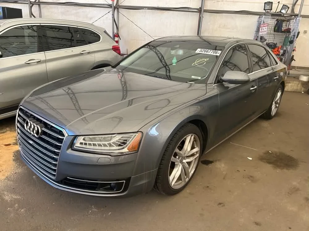 Audi A8, снимка 3 - Автомобили и джипове - 56242581