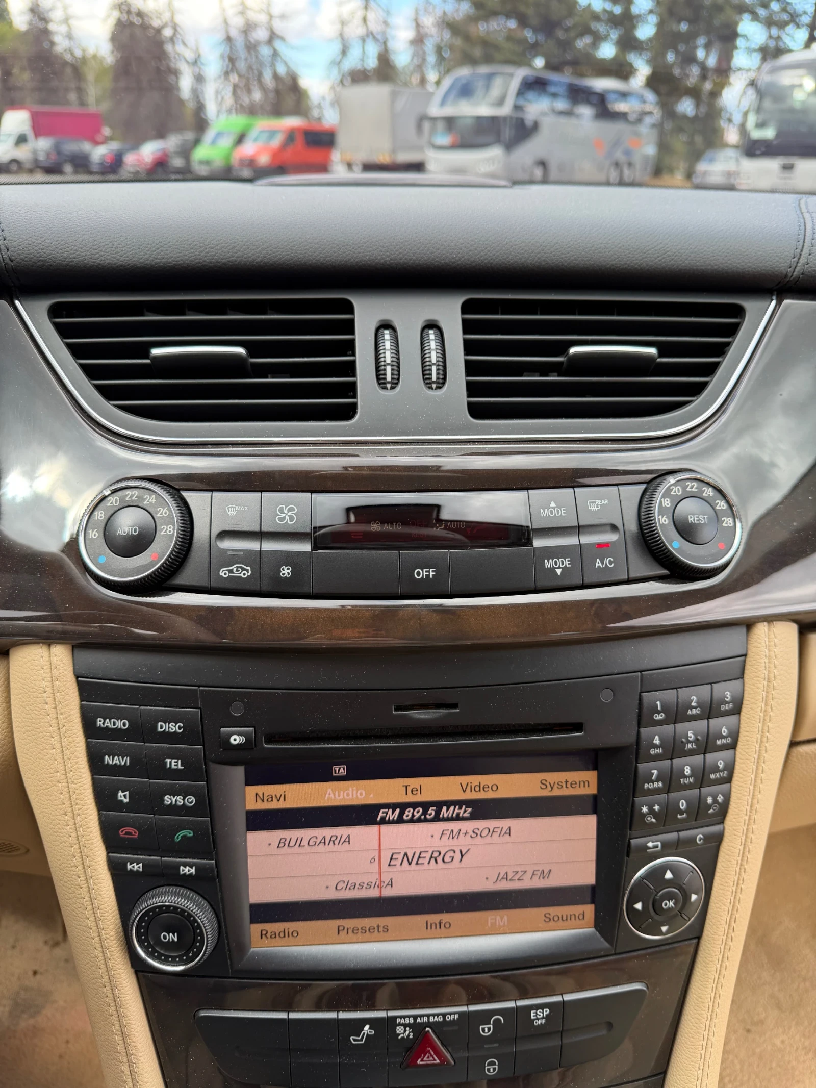 Mercedes-Benz CLS 320 Оригинален AMG пакет, снимка 15 - Автомобили и джипове - 56244414