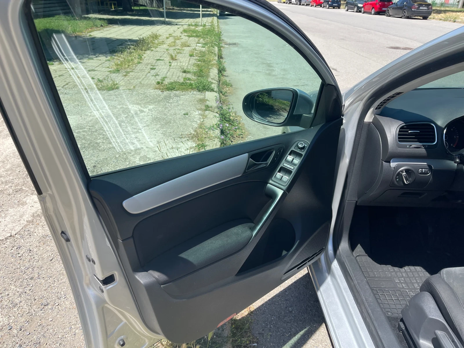 VW Golf, снимка 10 - Автомобили и джипове - 56352642